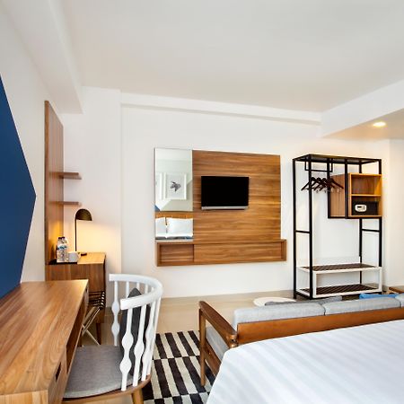 Ibis Budget Cikarang Festival Bekasi Exterior foto